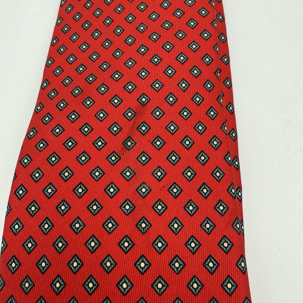 YSL Yves Saint Laurent Silk Red Burgundy Diamond/Geometric Motif Necktie - Picture 3 of 6